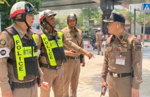 ผกก.สน.หัวหมาก ลงพื้นที่ให้กำลังใจตำรวจจราจรช่วงสงกรานต์ 69