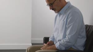 “ปัสสาวะไม่พุ่ง ตื่นกลางดึก” สัญญาณเตือนต่อมลูกหมากโต  เรื่อง (ไม่) ลับที่ชายวัย 50+ ต้องรู้