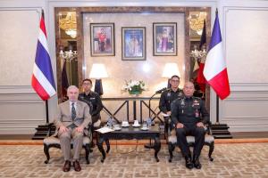 “ผบ.ทบ.” พบ ทูตฝรั่งเศส กระชับความร่วมมือด้านยุทโธปกรณ์–การศึกษา ย้ำจุดยืนไทยแก้ปัญหาชายแดนด้วยสันติวิธี