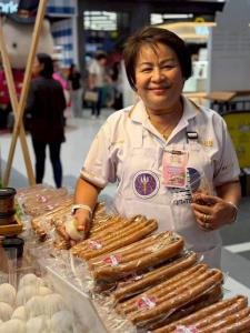 “น้ำพริกครูอรุณี”  น้ำพริกโอทอป สู่ น้ำพริกโอทอปฝีมือเชฟ ประเดิม สูตรอกไก่ไร้มัน โลว์โซเดียม คนรักสุขภาพ