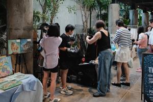 เที่ยวฟรี ตลาดนัดงานศิลป์-วินเทจ-คราฟต์ ริมเจ้าพระยา ที่ “The StandardX” ถ.พระอาทิตย์