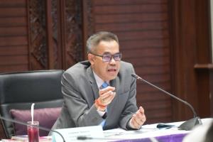 สุรพงษ์ อินทรถาวร