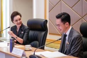 กระทรวง อว. ผนึกกำลังกระทรวงพาณิชย์ เร่งแก้ปัญหาเศรษฐกิจปากท้องระดมแพลตฟอร์มที่มีศักยภาพเพิ่มมูลค่าให้กับสินค้าเกษตร - SMEs