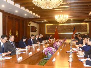 “หวังอี้” ถถเขมร ย้ำปราบสแกมเมอร์เด็ดขาดไม่หยุด กัมพูชาหวังจีนมีบทบาทมากขึ้นในการไกล่เกลี่ยศึกไทย-เขมร