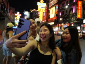 เปิดเทรนด์ถ่ายภาพ Night Vibes ด้วย Galaxy S26 Ultra