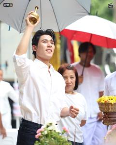 “เพิร์ล-พีค” เคมีฟุ้งกระจาย นำทีมบวงสรวงซีรีส์ “หลงกลิ่นเกสร - Flower Boy”