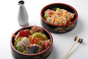 คาราวานบุฟเฟต์อาหารญี่ปุ่น อิ่มฟินไม่อั้น ณ ห้องอาหารดิ ออร์ชาร์ด โรงแรมแคนทารี 304 ปราจีนบุรี