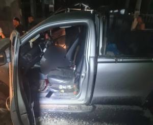 ปส.วิสามัญดับ 1 จับ 1!กระบะขนยาลงดอยวาวี-ยิงปะทะ จนท. ล่ารถนำหนีขึ้น ทล.118 หวุดหวิด