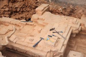 การขุดค้นทางโบราณคดีที่อูปมุง วัดโตะโมะ เมืองปะทุมพอน แขวงจำปาสัก