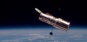 กล้องโทรทรรศน์อวกาศฮับเบิล (Hubble Space Telescope) 