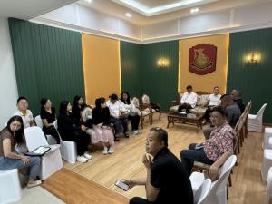 “เสธหนึ่ง” นำทีม กอ.รมน.-มศว. สัมภาษณ์ “เพชรในตม รุ่น 41” จัดคิวสอบรายจังหวัด อำนวยความสะดวกเตรียมความพร้อมครบทุกด้าน ใส่ใจทุกขั้นตอน