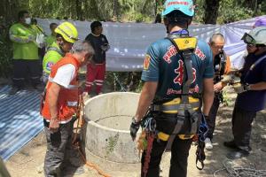 สลด!  ชาวบ้านลงรื้อบ่อน้ำเก่ากลางสวนปาล์มน้ำมัน ขาดอากาศหายใจดับอนาถ 4 คน