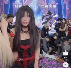 อินฟลูเอนเซอร์จีน 10 ล้านฟอลฯ ฉาว บังคับสาวลงตู้จระเข้ โดนแฉลวงเด็กเปย์เงินนับแสน