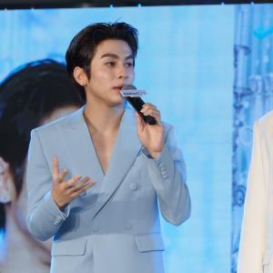 ราชเทวีคลินิก ดึง อเล็กซ์ โอโบ และเจย์ วง DICE มาปักหมุดเดบิวต์ผิวสุขภาพดีในงาน “Rajdhevee Clinic x DICE  Glow Your Stage” พร้อมกิจกรรมพิเศษจัดเต็ม