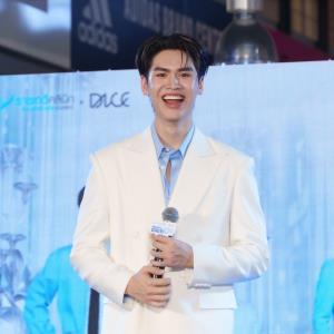 ราชเทวีคลินิก ดึง อเล็กซ์ โอโบ และเจย์ วง DICE มาปักหมุดเดบิวต์ผิวสุขภาพดีในงาน “Rajdhevee Clinic x DICE  Glow Your Stage” พร้อมกิจกรรมพิเศษจัดเต็ม