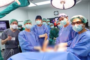 HUAWEI ชูโซลูชัน Telemedicine ถ่ายทอดสดผ่าตัด 4K เรียลไทม์