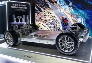 การจัดแสดงแบตเตอรี่ไฮบริด CATL Freevoy Super Hybrid Battery II ในงาน Tech Day ของบริษัท ก่อนงานแสดงรถยนต์ Auto China ที่กรุงปักกิ่ง ประเทศจีน เมื่อวันที่ 21 เมษายน 2569