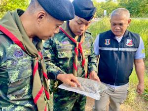 กองทัพมดแตกกระเจิง! จนท.สนธิกำลังยึดช่อดอกกัญชา 58 กก. ริมรั้วชายแดนไทยมาเลเซีย