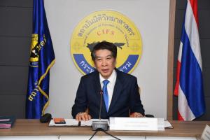 “ปานเทพ” ซัด ผอ.นิติวิทยาศาสตร์ส่งหลักฐานคดี “แตงโม” ล่าช้ากว่า 6 เดือน ยังแถลงแก้ตัวแบบเลื่อนลอยเหมือนเดิม