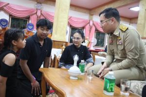 “รมช.อัครนันท์”ร่วมพิธีสวดพระอภิธรรมศพ “ครูปภัสรา” เหยื่อเหตุกราดยิงอยุธยา พร้อมส่งกำลังใจให้ครอบครัว ยกย่องจิตวิญญาณความเป็นครู