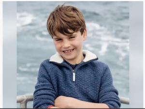 ภาพเท่ๆ ของปรินซ์หลุยส์บนอินสตาแกรมของพระบิดาและพระมารดา princeandprincessofwales ได้รับกระแสความรักความชื่นชมมากกว่า 385,000 ไลก์ และมีแฟนคลับเข้าไปชมและเชียร์มากกว่า 5,115 เมนท์กันเลยทีเดียว