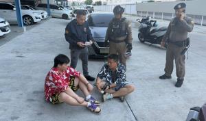 (คลิป)รวบแล้ว 2 โจรชาวจีนปล้นร้านทองโคราช สารภาพเที่ยวจนเงินหมดเช่ารถยนต์จากกรุงเทพฯ ไปก่อเหตุ