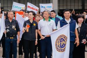 ซีพีแอ็กซ์ตร้าเพิ่มช่องทางเกษตร ลดความเสี่ยงราคาผลไม้ตะวันออก