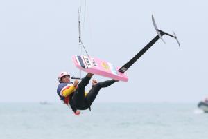 "โจเซฟ" ผงาดทองไคท์บอร์ดเอเชียนบีชเกมส์ "รชต" เบียดเข้าวินซิวแชมป์วินด์เซิร์ฟ