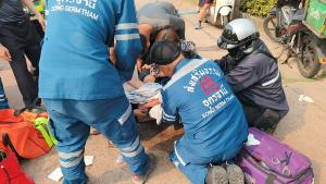 ระทึก! เด็ก 11 ขวบแขนติดล้อ จยย. เจ็บหนักแขนหัก อปพร.-ชาวบ้านเร่งตัดโซ่ช่วยชีวิต