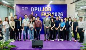 DPU จัดงาน JOB FAIR 2026 เชื่อมองค์กรชั้นนำระดับประเทศ เปิดโอกาสงานกว่า 1,000 อัตรา ยกระดับการเรียนรู้สู่การทำงานจริง เสริมศักยภาพนักศึกษาสู่ตลาดแรงงานยุคใหม่อย่างเป็นระบบ