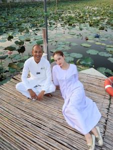 “ขวัญ-อ.เบียร์” โต้ข่าวลือซุ่มคบ 6 เดือน! ฝ่ายชายลั่นแรง “คบไปคงประสาท”