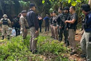 ต่างด้าวก่อเหตุโชกโชน ทำร้ายนายจ้าง -ลักทรัพย์ หนีเข้าป่า แต่ไม่รอด ถูกวิสามัญดับคาถ้ำ