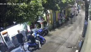 ขายขนมงานวัดไม่รุ่ง! หนุ่มมือพิการตัดสินใจงัดเครื่องซักผ้าหยอดเหรียญหาเงินยาไส้