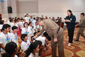 ตร.จัดค่ายดนตรี-กีฬา ปิดเทอม เสริมทักษะลูกหลานตำรวจ ห่างไกลยาเสพติด พัฒนาคุณภาพชีวิต