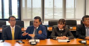 นายอนันต์ชัย ไชยเดช และมูลนิธิทนายกองทัพธรรม