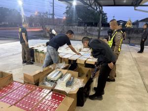 สกัดจับแก๊งลอบขนบุหรี่เถื่อนจากเขมรเข้าไทย ยึดของกลางมูลค่ากว่า 3 ล้าน