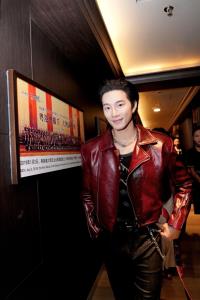 คุนหมิงแตก! ‘บี้ ธรรศภาคย์’ โชว์สกิลศิลปินตัวท็อป ร้องเต้นสุดปัง บุกเทศกาลไทยครั้งที่ 16 แฟนคลับจีนแห่ต้อนรับสนั่นห้าง