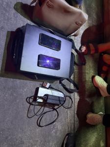 รวบ 2 ชาวจีนปล่อยคลื่นดักสัญญาณมือถือ ส่ง SMS กดลิงก์ปลอม