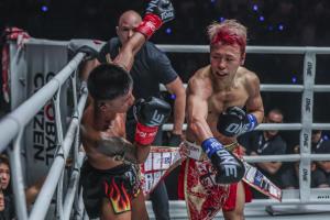 "ทาเครุ" ล้างแค้น "รถถัง" ชนะ TKO ยก 5 คว้าแชมป์คิกบ็อกซิ่งเฉพาะกาล พร้อมโบนัส 15 ล้าน