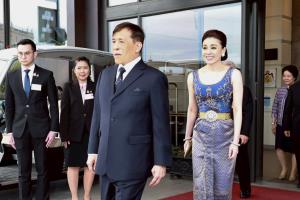 ในหลวง-พระราชินี ฉลองพระองค์ชุดไทยดุสิต ทรงร่วมงานถวาย&amp;#8203;พระกระยาหาร&amp;#8203;ค่ำ ณ กรุงสตอกโฮล์ม&amp;#8203;