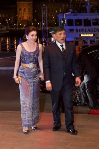 ในหลวง-พระราชินี ฉลองพระองค์ชุดไทยดุสิต ทรงร่วมงานถวาย&amp;#8203;พระกระยาหาร&amp;#8203;ค่ำ ณ กรุงสตอกโฮล์ม&amp;#8203;