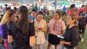 (คลิป)สวนกระแสดรามาลูกละ100! แม่ค้าทุเรียนโคราชจัดหนักขายลูกละ 19 บาท ย้ำไม่กระทบตลาด-ทุกลูกมีประกัน