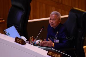 “น้ามาร์ค-หลานไอติม” ประสานเสียงจี้ “โสภณ” เข้มข้อบังคับ นายกฯ-รมต.เบี้ยวตอบกระทู้ต้องแจ้งเป็นหนังสือ ดักอย่าทำย้อนหลัง