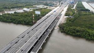 เปิดใช้แล้ว!สะพานข้ามแม่น้ำบางปะกงแห่งใหม่ รับรถขาเข้ากทม. ทล.3702 รองรับปริมาณจราจร-แก้คอขวด