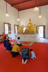 “ล่องเรือ ไหว้พระ ไหว้เจ้า” 8 จุดเมืองนนท์ อิ่มบุญสุขใจ เสริมสิริมงคล