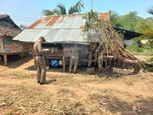 สลดเซ่นพิษรักแรงหึง!หนุ่มพม่าหึงเมียเล่นโซเชียลฯแฟนคลับตรึม ห้ามไม่ฟัง-ทะเลาะแรง โดนแทงอกพรุนก่อนฟันคอเมียดับคู่