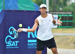 "กษิดิศ" เฉือนหนุ่มญี่ปุ่นทะลุก่อนรองฯ สาวไทยไม่พลาดหวดไอทีเอฟที่นครปฐม