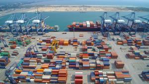 ทลฉ.เฟส 3 วุ่นไม่จบ GPC เรียกค่าเสียหาย 4 พันล้านขยายเวลา 2 ปี “สรรเพชร”ตั้งทีมเร่งแก้ปัญหาถมทะเล ย้ำต้องไม่เป็น"ค่าโง่"