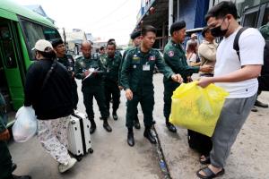 กัมพูชาเนรเทศชาวไทยกว่า 600 คนเกี่ยวข้องศูนย์หลอกลวงออนไลน์