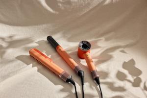 สวยรับซัมเมอร์! ด้วยอุปกรณ์จัดแต่งทรงผมจาก Dyson ในสี Ceramic Apricot